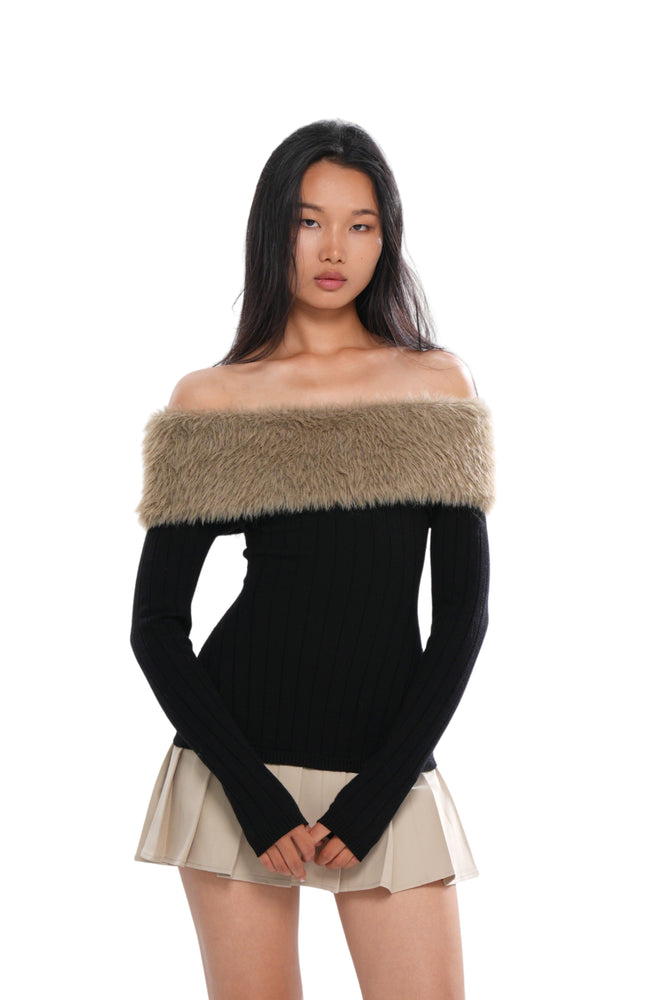 OFF-THE-SHOULDER PLEATED DRESS WITH FAUX FUR COLLAR